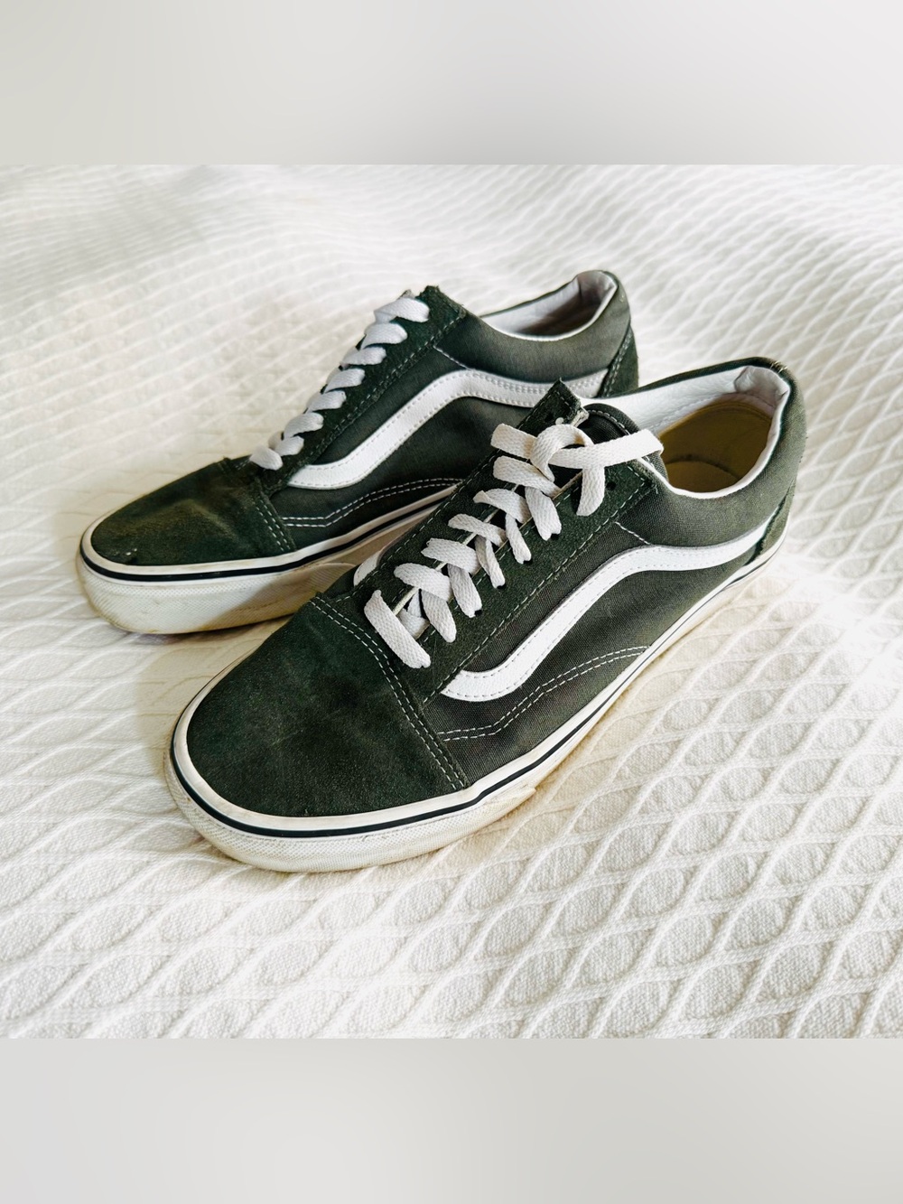 Vans Old Skool Low-Top Sneakers in Dark Green and White